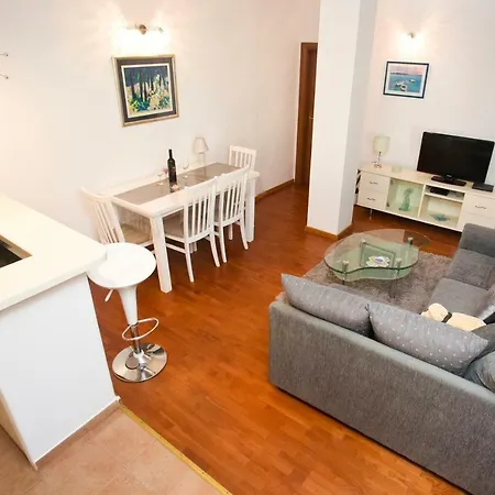 Tera Apartment Near Bacvice Beach And City Centre Split Exterior photo