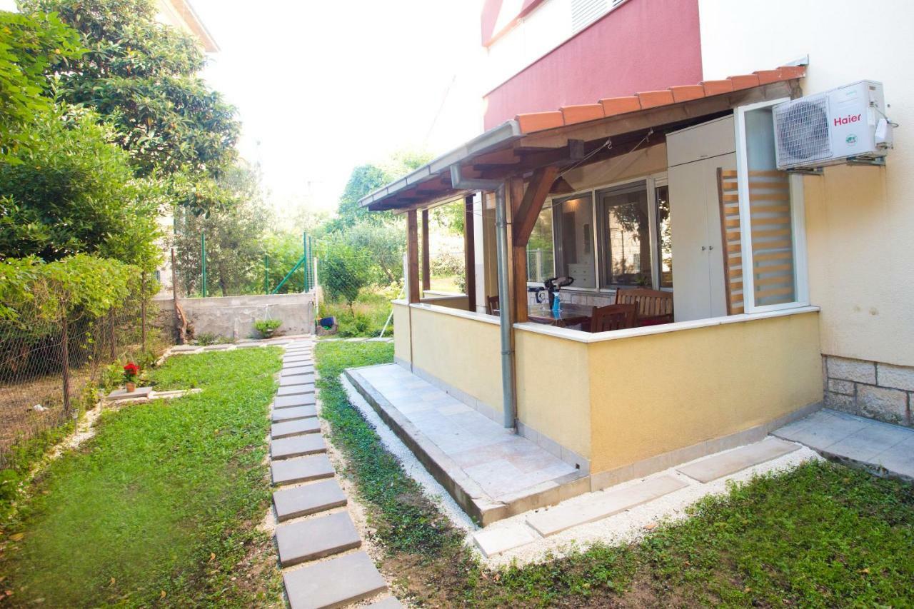 Apartment Tera Near Bacvice Beach And City Centre *