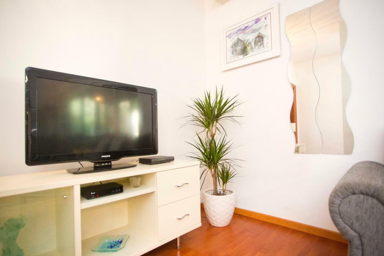 Tera Near Bacvice Beach And City Centre Apartment Split