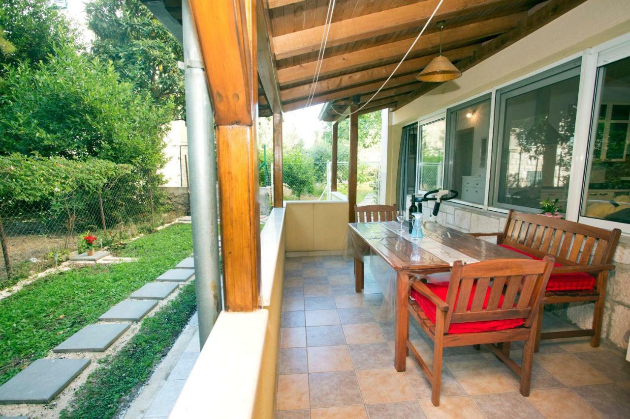 Apartment Tera Near Bacvice Beach And City Centre