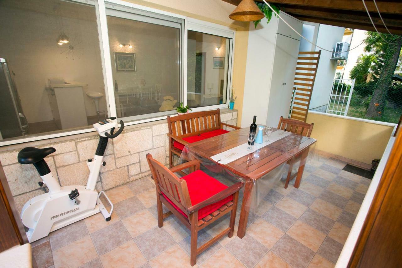 Tera Near Bacvice Beach And City Centre Apartment Split